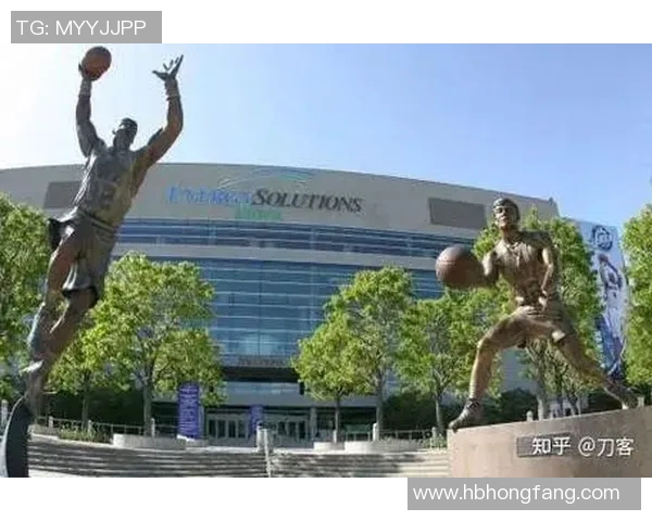 世界足球巨星雕像背后的雕刻艺术家与创作故事探秘 世界足球巨星雕像背后的雕刻艺术家与创作故事探秘