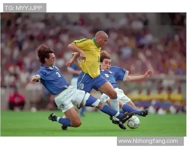 全球足球巨星盘点：谁是现役最强球员的王者之争